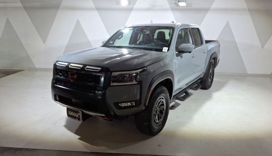 Nissan • Frontier