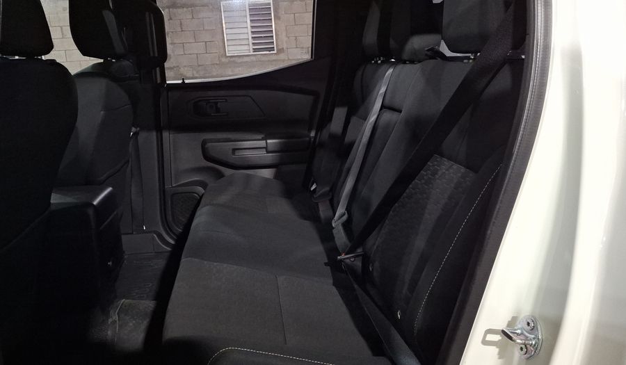 Mitsubishi L200 2.4 GLX GASOLINA Pickup 2025