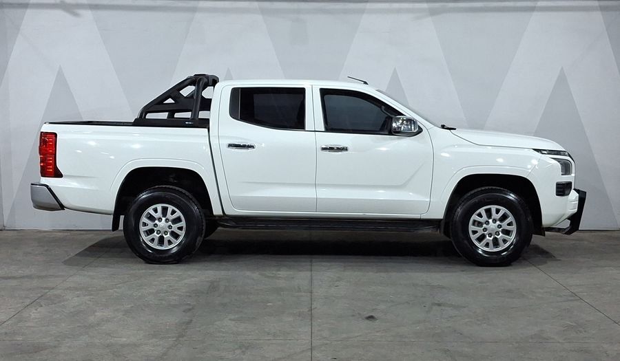 Mitsubishi L200 2.4 GLX GASOLINA Pickup 2025