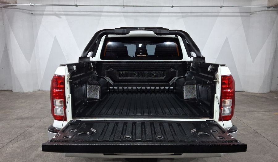 Mitsubishi L200 2.4 GLX GASOLINA Pickup 2025