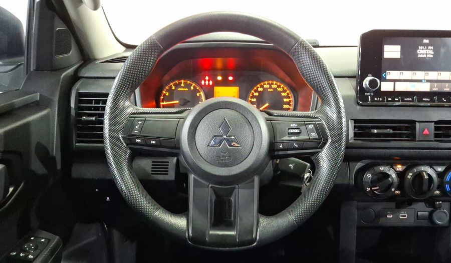 Mitsubishi L200 2.4 GLX GASOLINA Pickup 2025