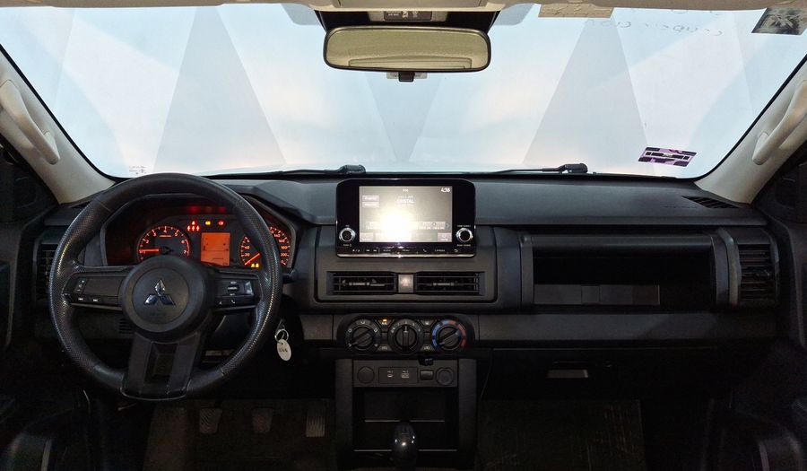 Mitsubishi L200 2.4 GLX GASOLINA Pickup 2025