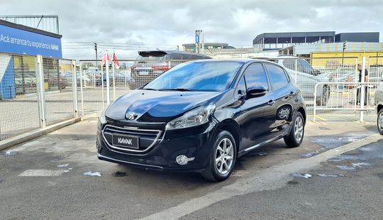 Peugeot • 208