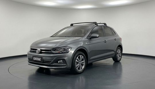 Volkswagen • Polo