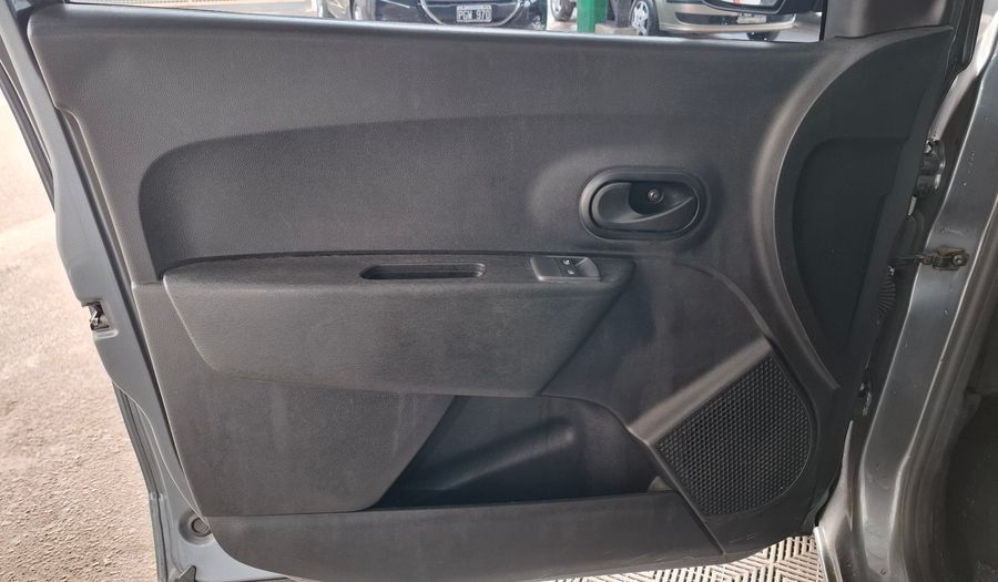 Renault Kangoo 1.6 CONFORT 5A Van 2022