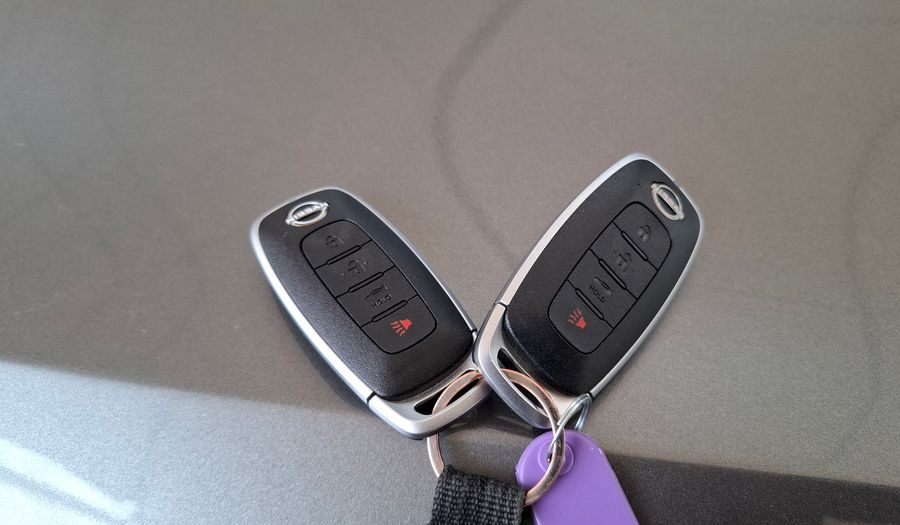 Nissan Versa 1.6 EXCLUSIVE CVT Sedan 2025