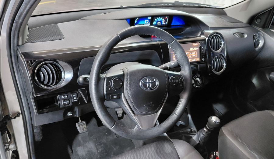 Toyota Etios 1.5 XLS 2016 Sedan