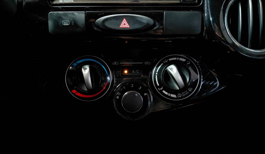 Toyota Etios 1.5 XLS 2016 Sedan