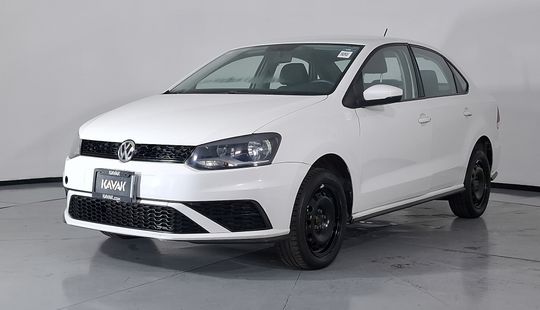 Volkswagen • Vento