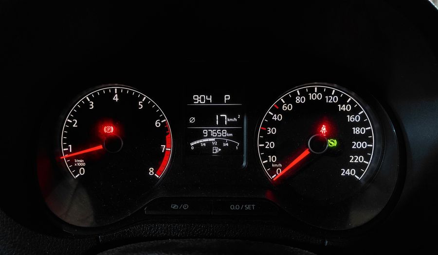Volkswagen Polo 1.6 COMFORTLINE TIPTRONIC Sedan 2016