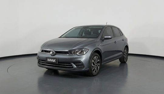 Volkswagen • Polo