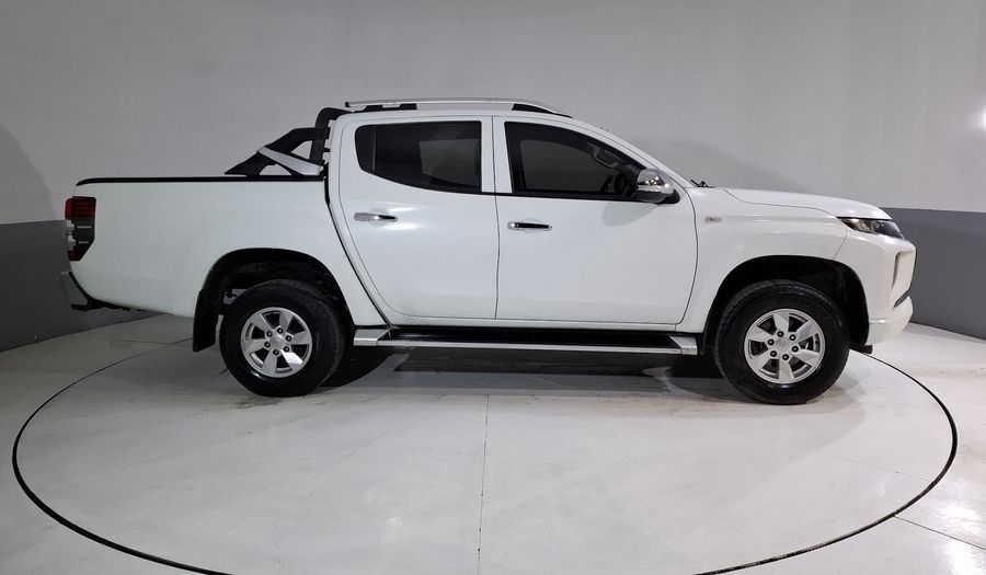 Mitsubishi L200 2.4 GLX GASOLINA Pickup 2020