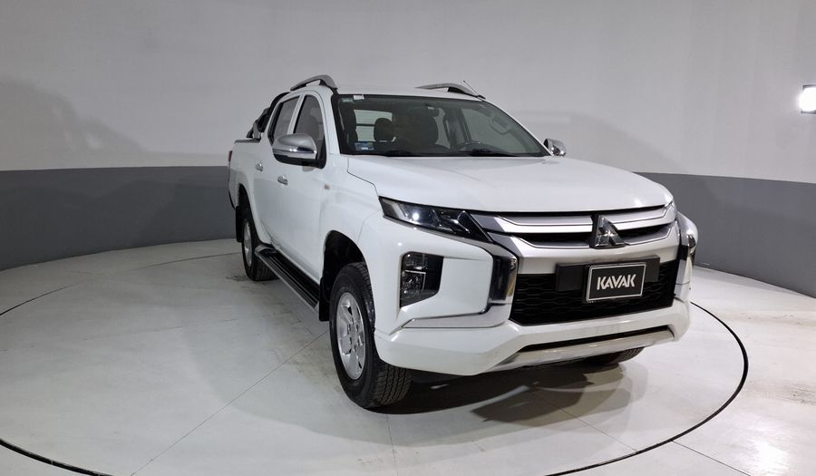 Mitsubishi L200 2.4 GLX GASOLINA Pickup 2020
