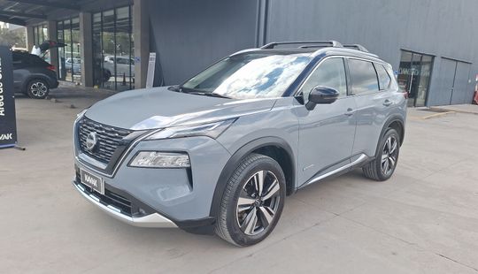 Nissan • X-Trail