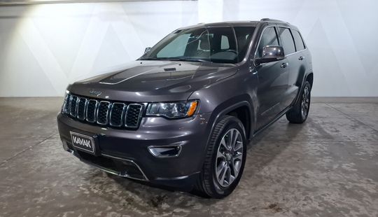 Jeep • Grand Cherokee
