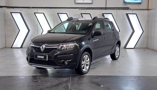 Renault • Sandero Stepway