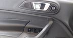 Ford Fiesta Kinetic Design 1.6 16V TITANIUM Hatchback 2015
