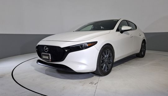 Mazda • Mazda 3