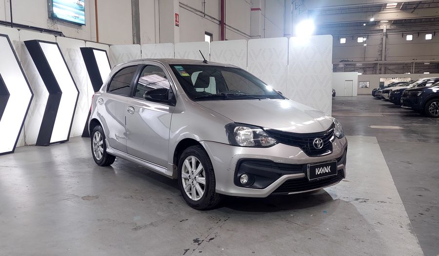 Toyota Etios 1.5 XLS Hatchback 2018