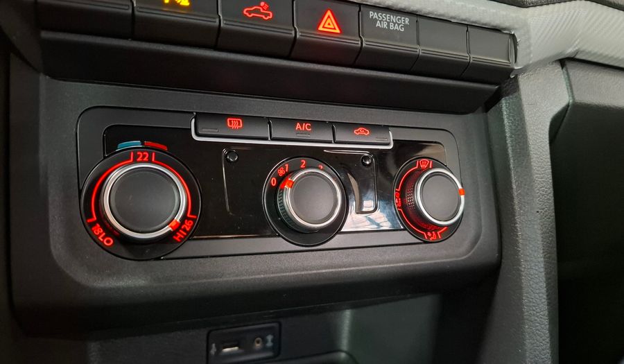 Volkswagen Amarok 2.0 TDI 180CV COMFORTLINE 4X2 AUTO Pickup 2021