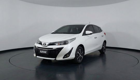 Toyota • Yaris