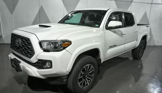 Toyota • Tacoma