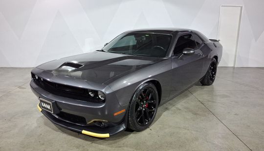 Dodge • Challenger