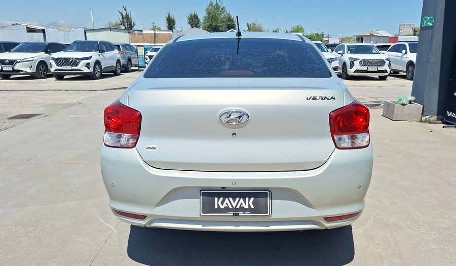 Hyundai Verna 1.4 PLUS Sedan 2020