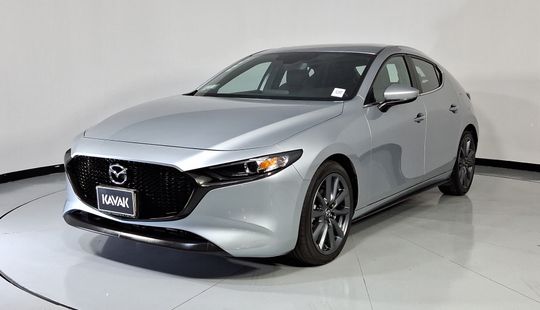 Mazda • Mazda 3