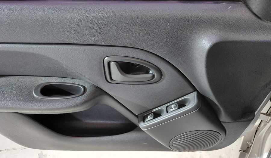 Renault Clio 1.1 DYNAMIQUE Hatchback 2015
