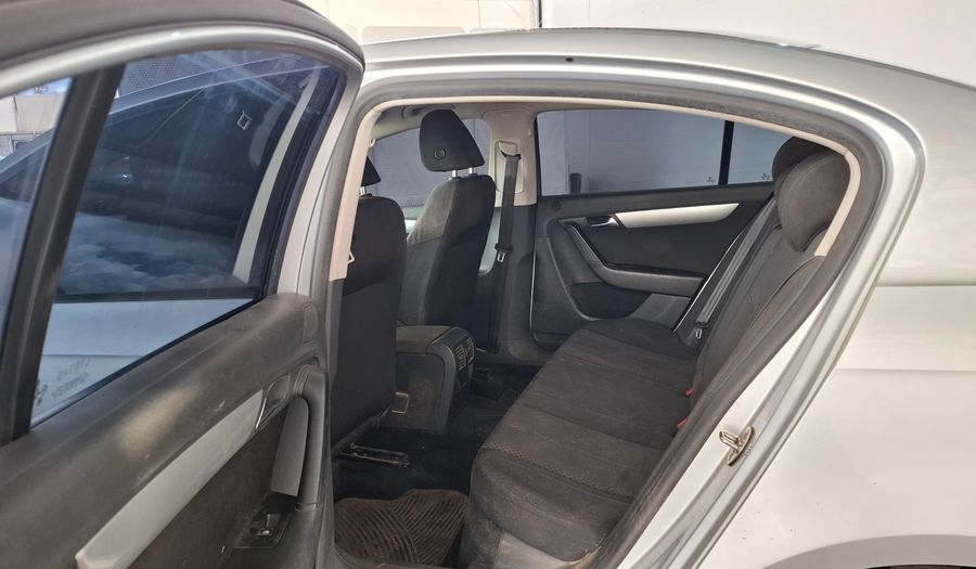 Volkswagen Passat 1.8 TSI COMFORT DSG Sedan 2012