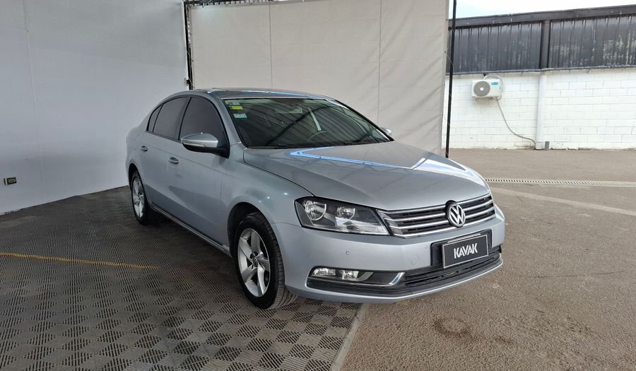 Volkswagen Passat 1.8 TSI COMFORT DSG Sedan 2012