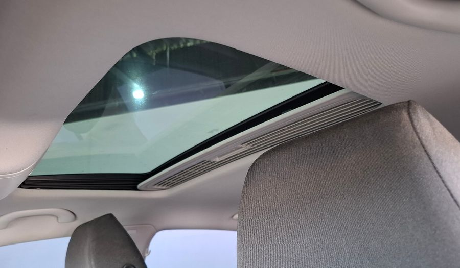 Volkswagen Passat 1.8 TSI COMFORT DSG Sedan 2012