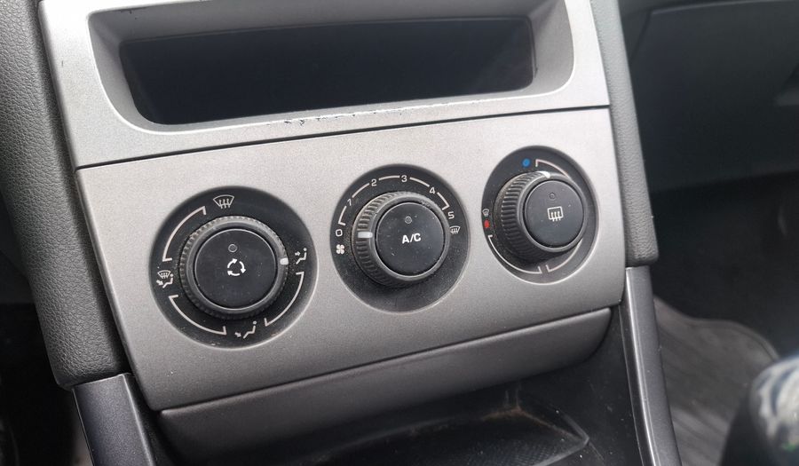 Peugeot 408 2.0 16V ALLURE TRIPTRONIC Sedan 2012