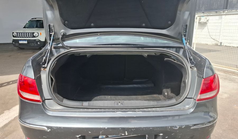 Peugeot 408 2.0 16V ALLURE TRIPTRONIC Sedan 2012