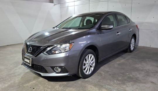 Nissan • Sentra