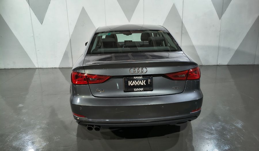 Audi A3 1.8 TFSI AMBIENTE S TRONIC Sedan 2015