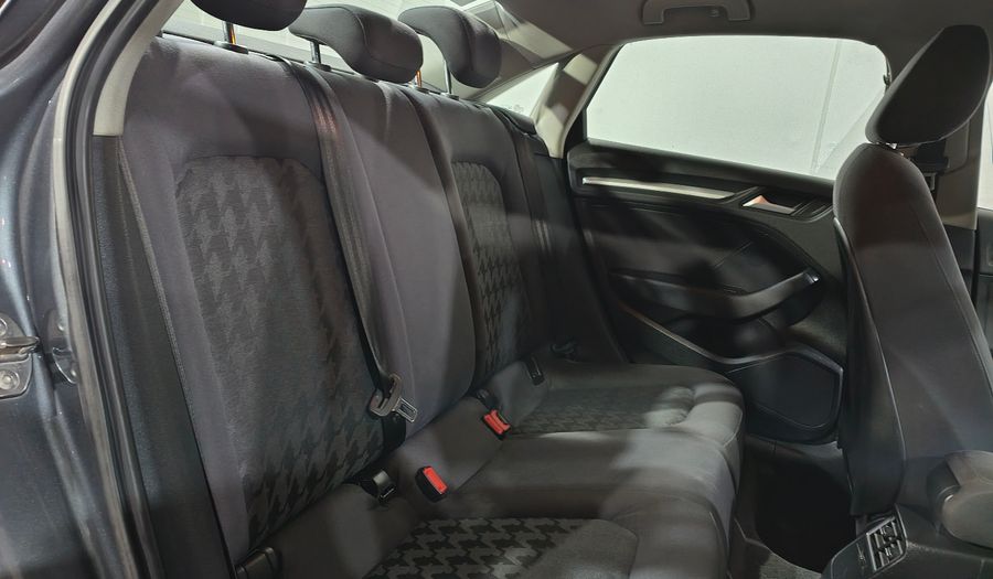 Audi A3 1.8 TFSI AMBIENTE S TRONIC Sedan 2015