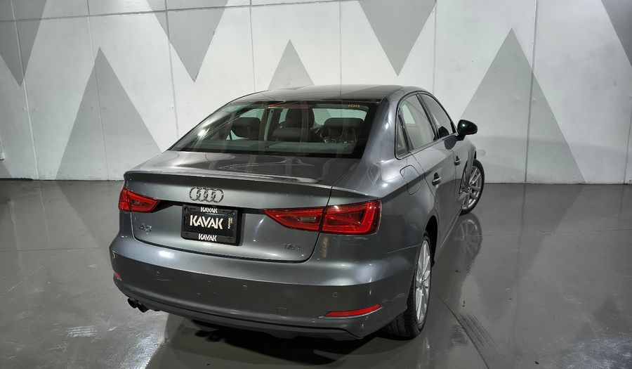 Audi A3 1.8 TFSI AMBIENTE S TRONIC Sedan 2015