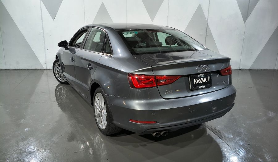 Audi A3 1.8 TFSI AMBIENTE S TRONIC Sedan 2015