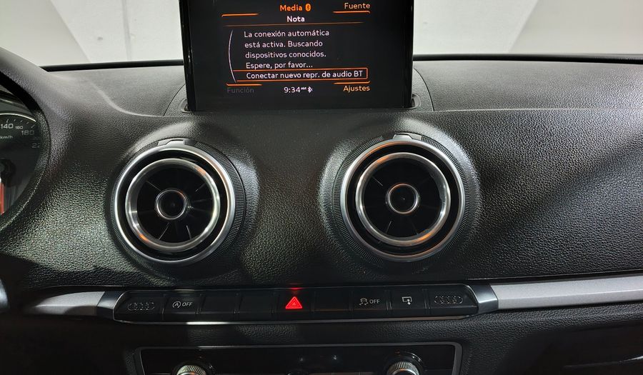 Audi A3 1.8 TFSI AMBIENTE S TRONIC Sedan 2015