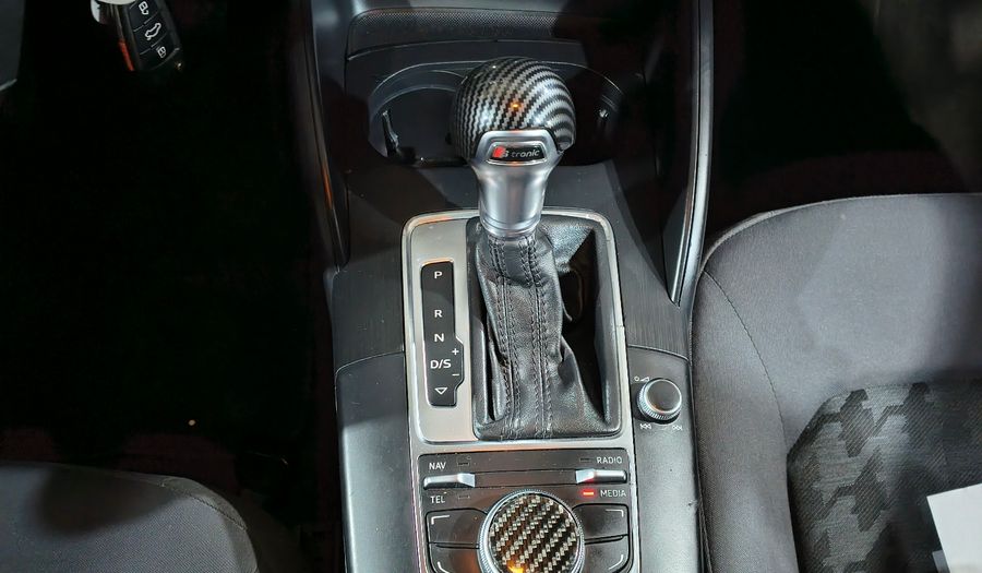Audi A3 1.8 TFSI AMBIENTE S TRONIC Sedan 2015