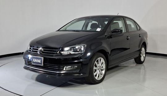 Volkswagen • Vento