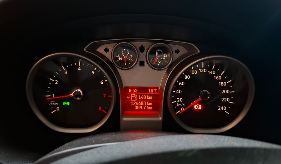 Ford Focus Ii 1.6 TREND Hatchback 2013