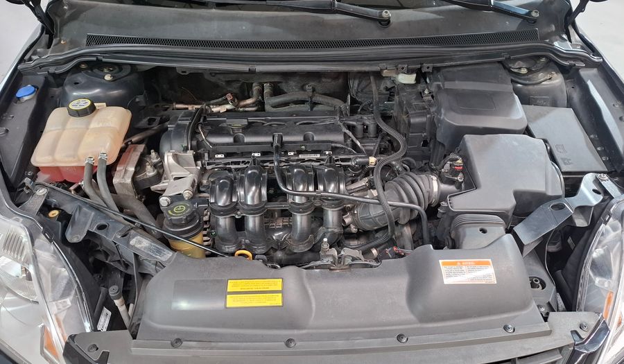 Ford Focus Ii 1.6 TREND Hatchback 2013