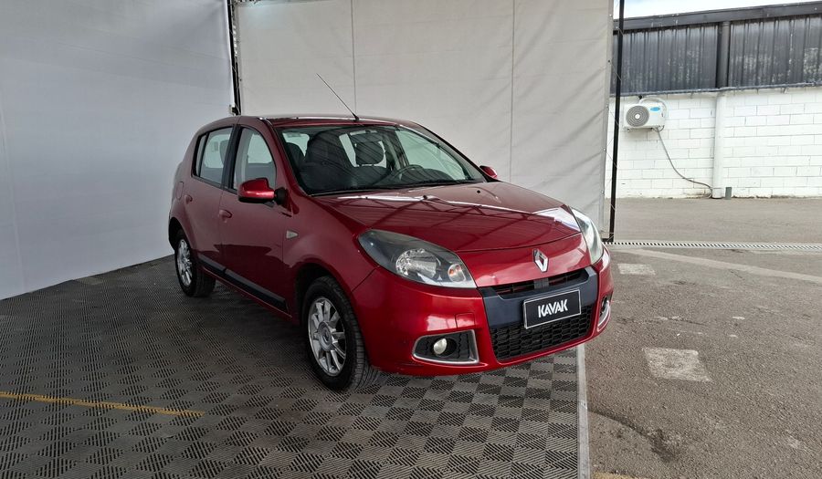 Renault Sandero 1.6 16V PRIVILEGE NAV Hatchback 2014