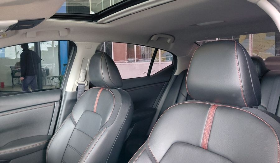 Nissan Sentra 2.0 SR CVT Sedan 2024