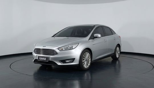 Ford • Focus