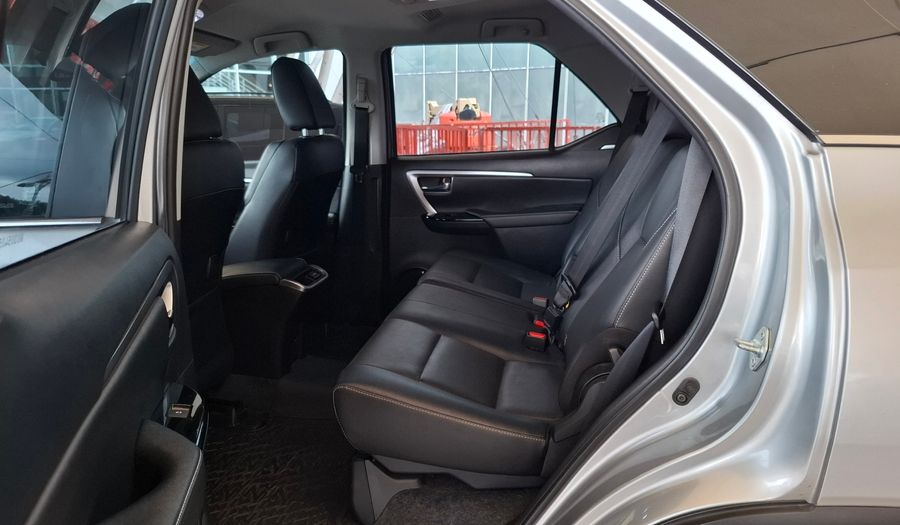 Toyota Sw4 2.8 TDI SRX AUTO 4WD Suv 2021