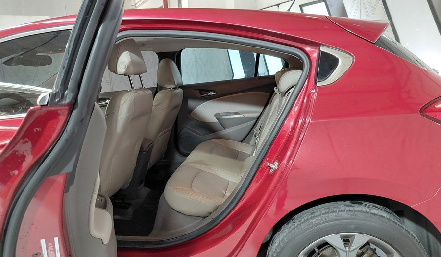 Chevrolet Cruze Ii 1.4 LTZ AT Hatchback 2017